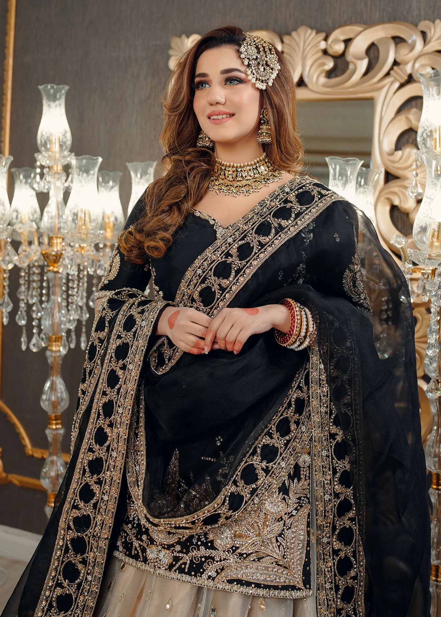 Black Baccara - Image 6