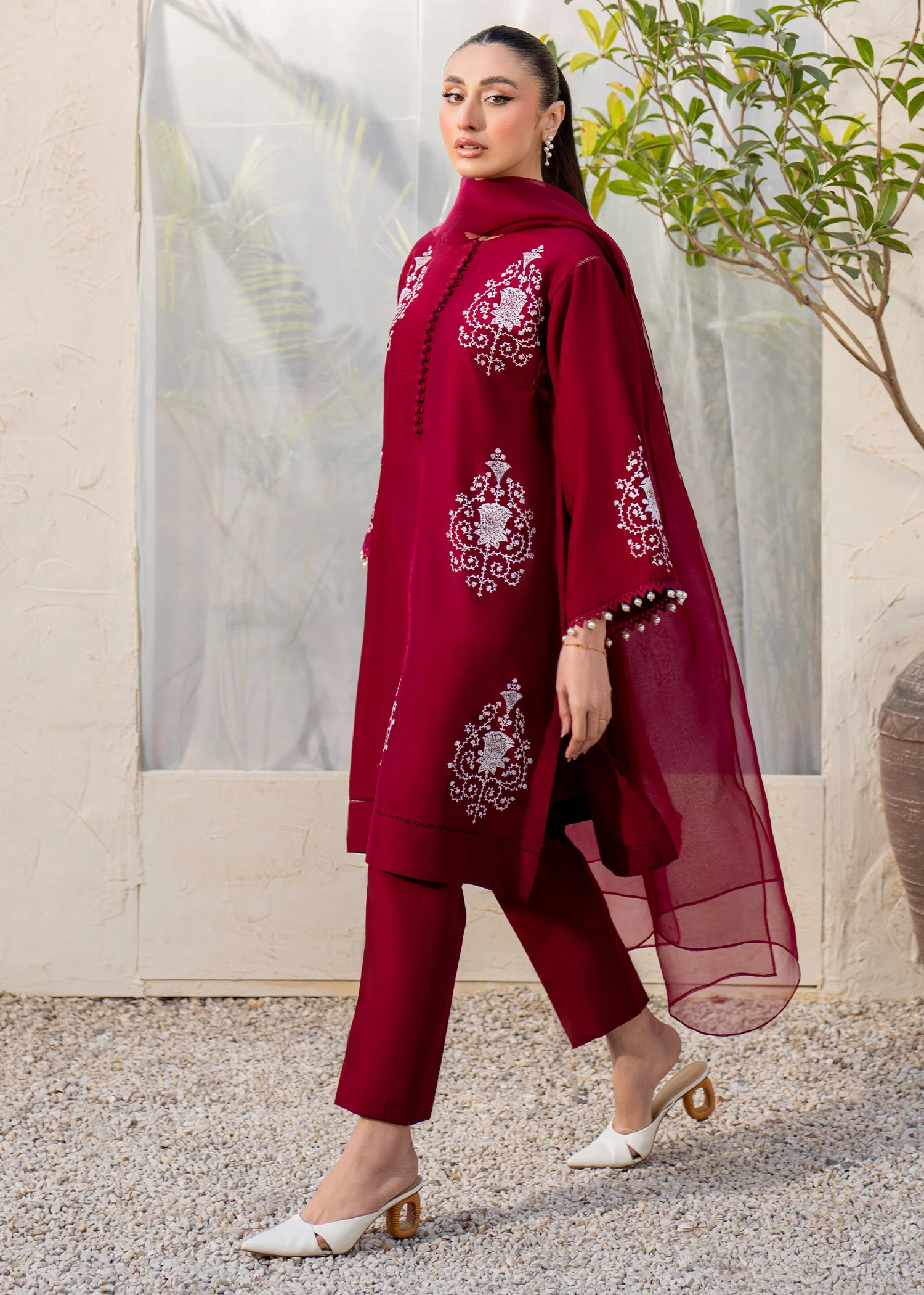 Burgundy Bliss - Image 4