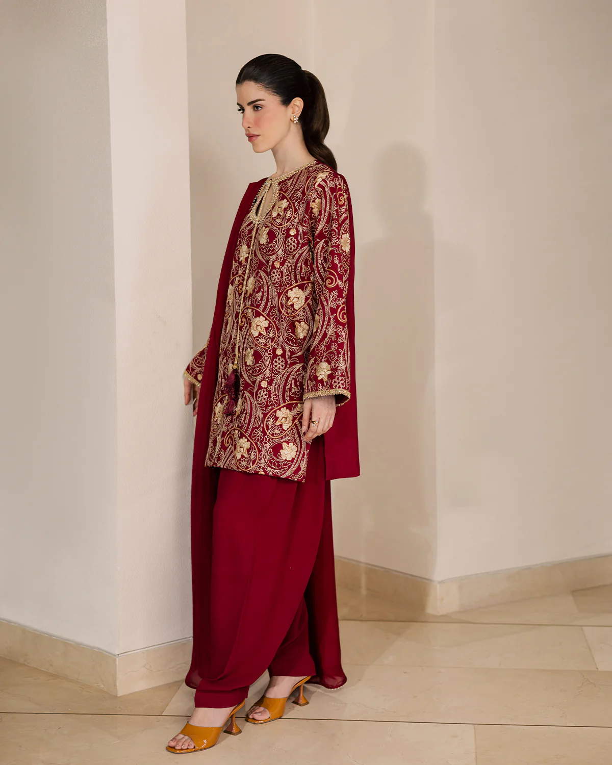 Claret - Image 15