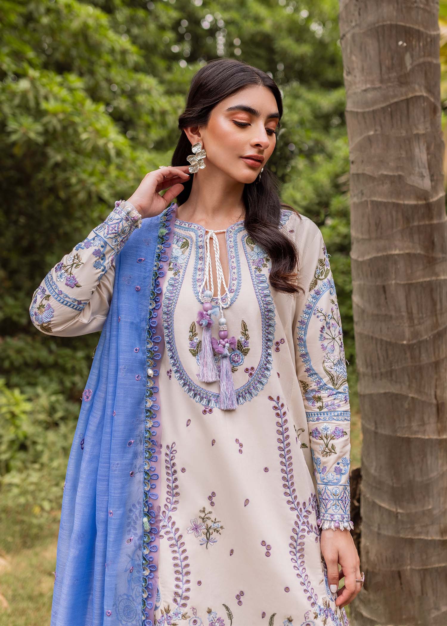 Dalia (B) - Image 2