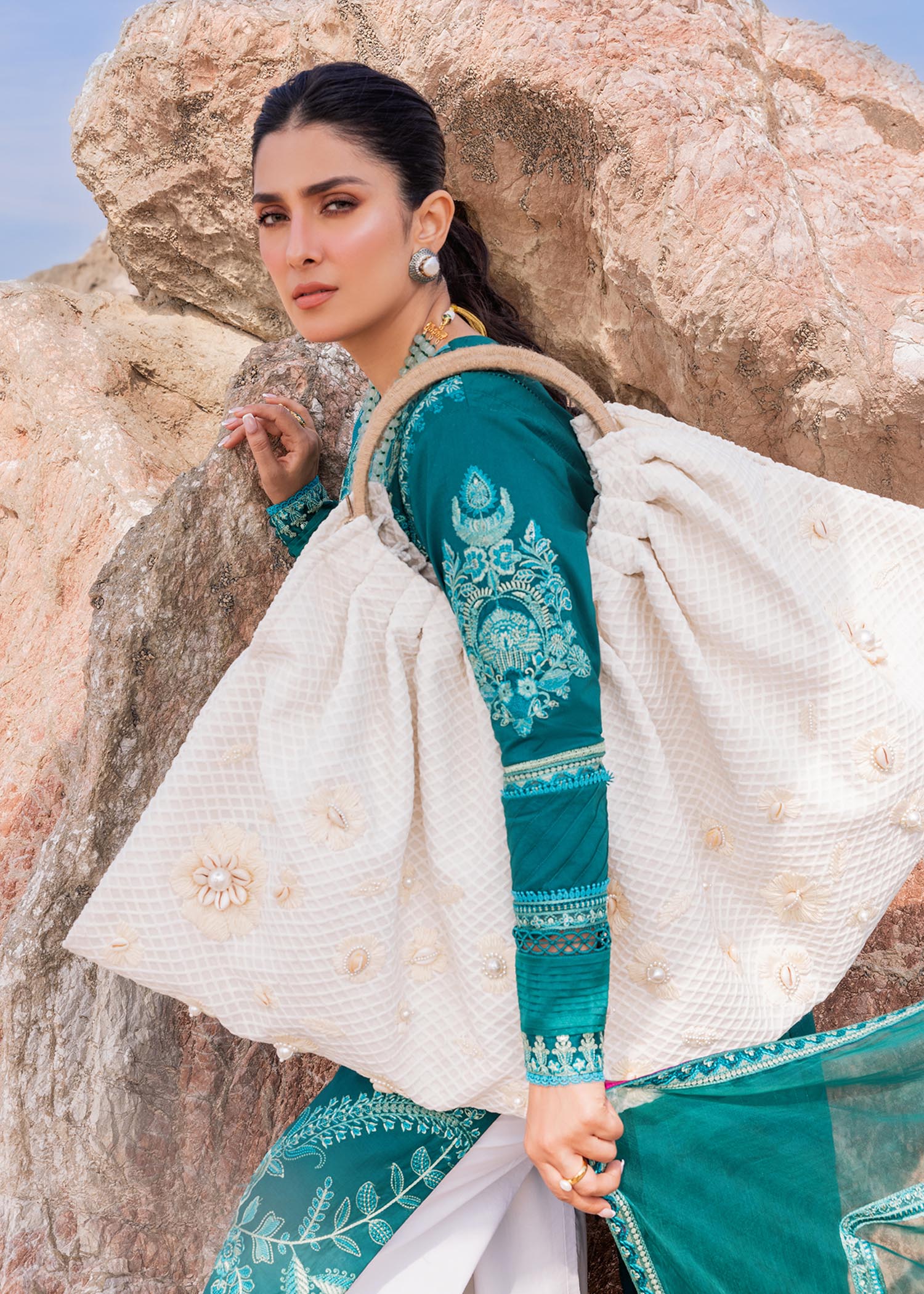 Elaheh (A) - Image 4