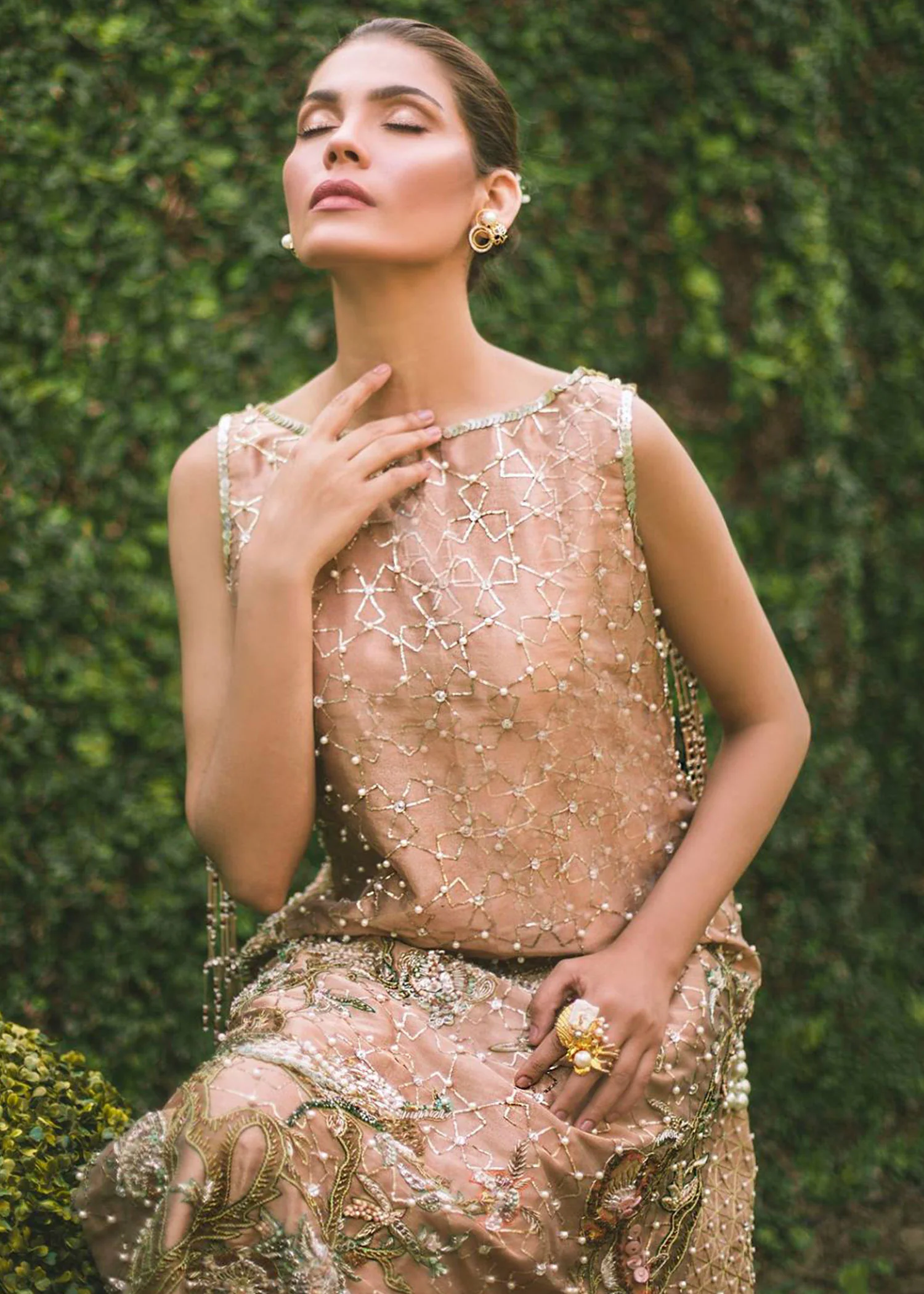Golden Rouge - Image 3