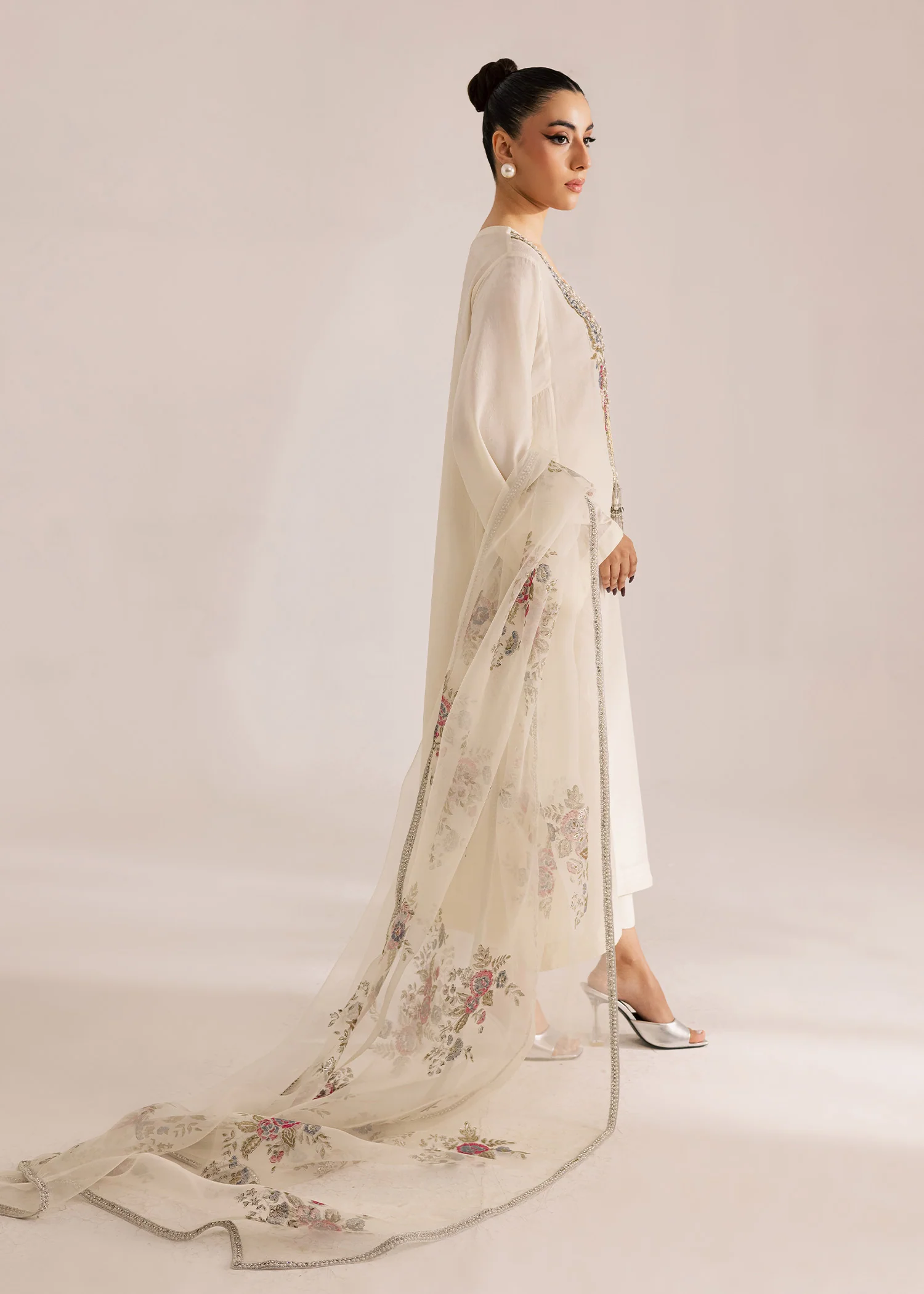 Mahveen - Image 3