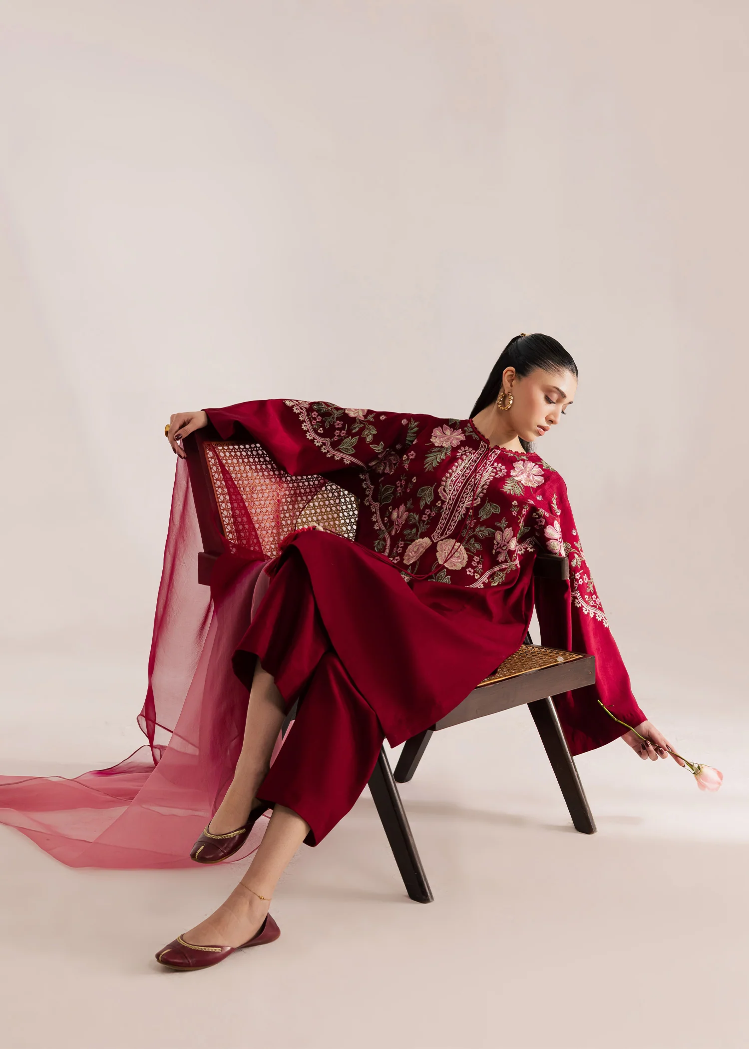 Meera - Image 4