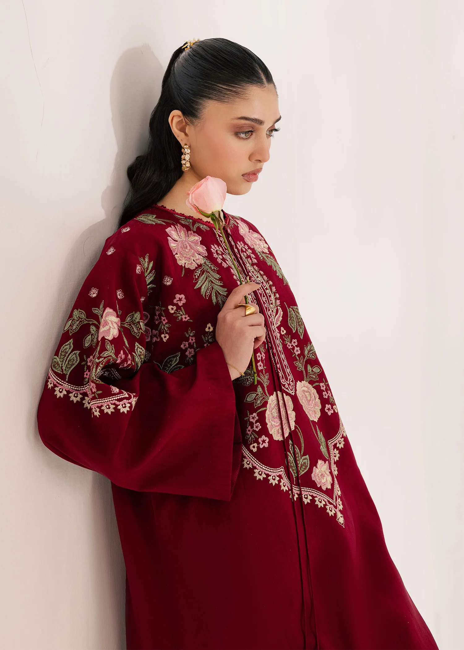 Meera - Image 7