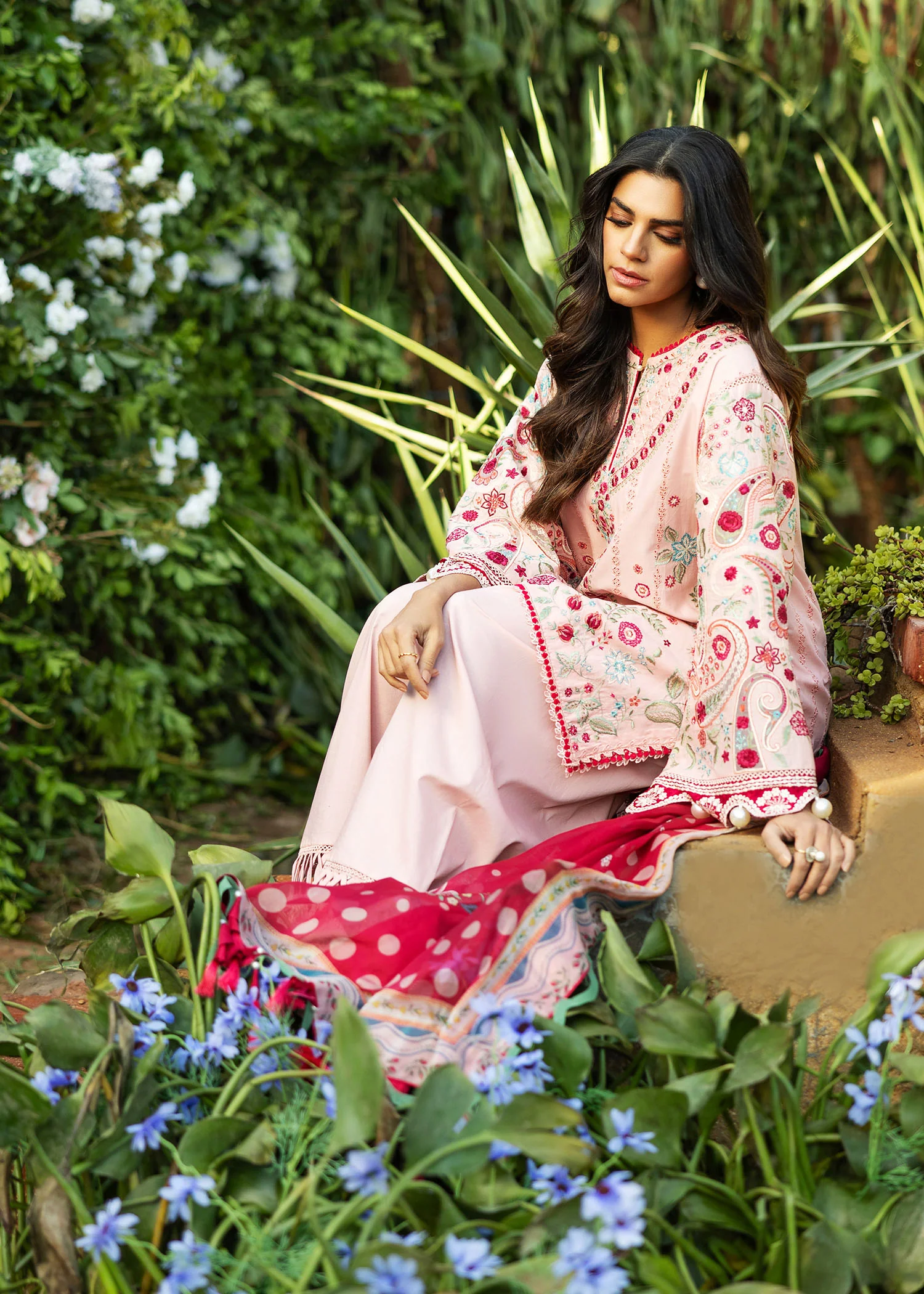 PAISLEY GARDEN - Image 6