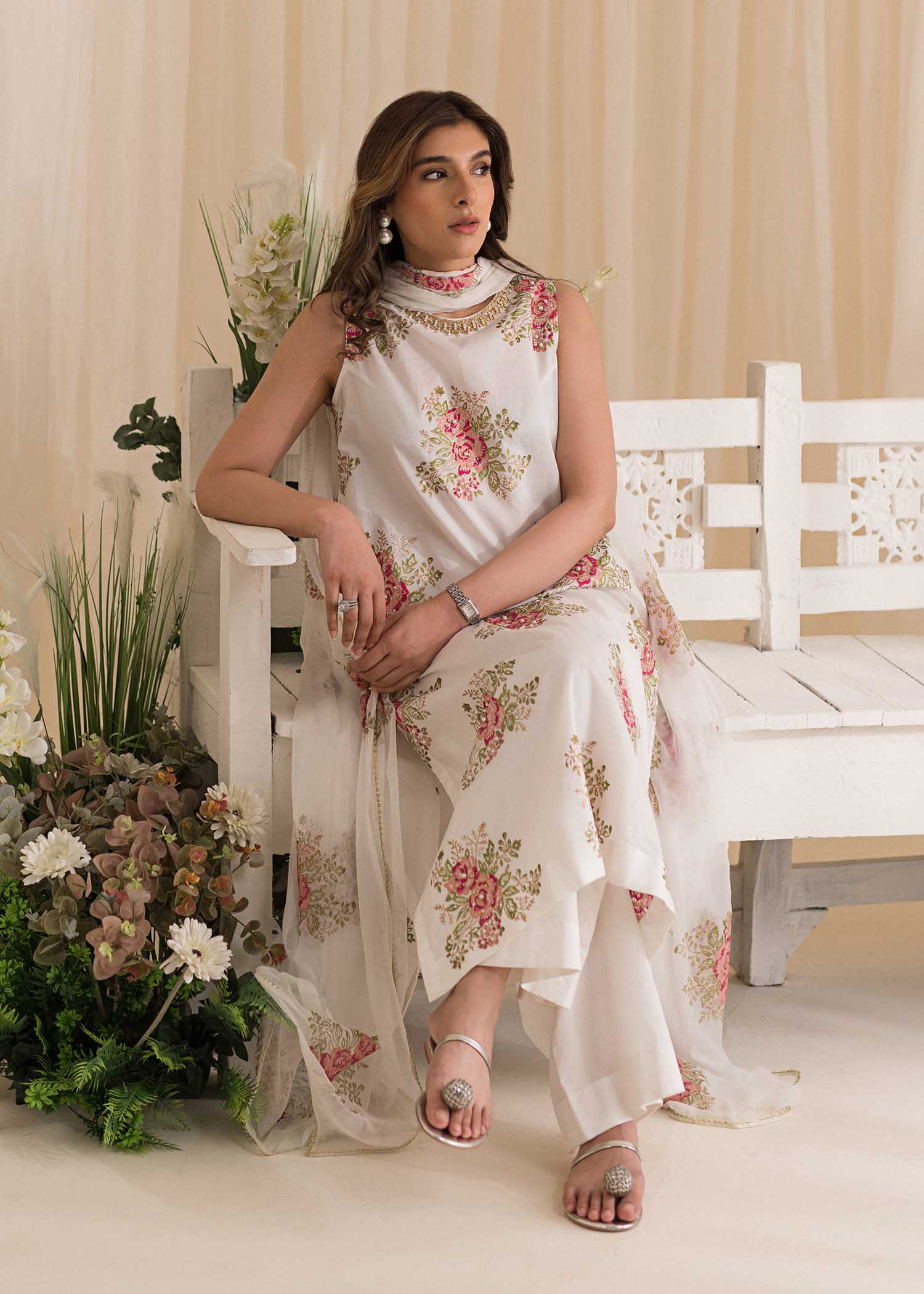 Tea Rose - Image 4