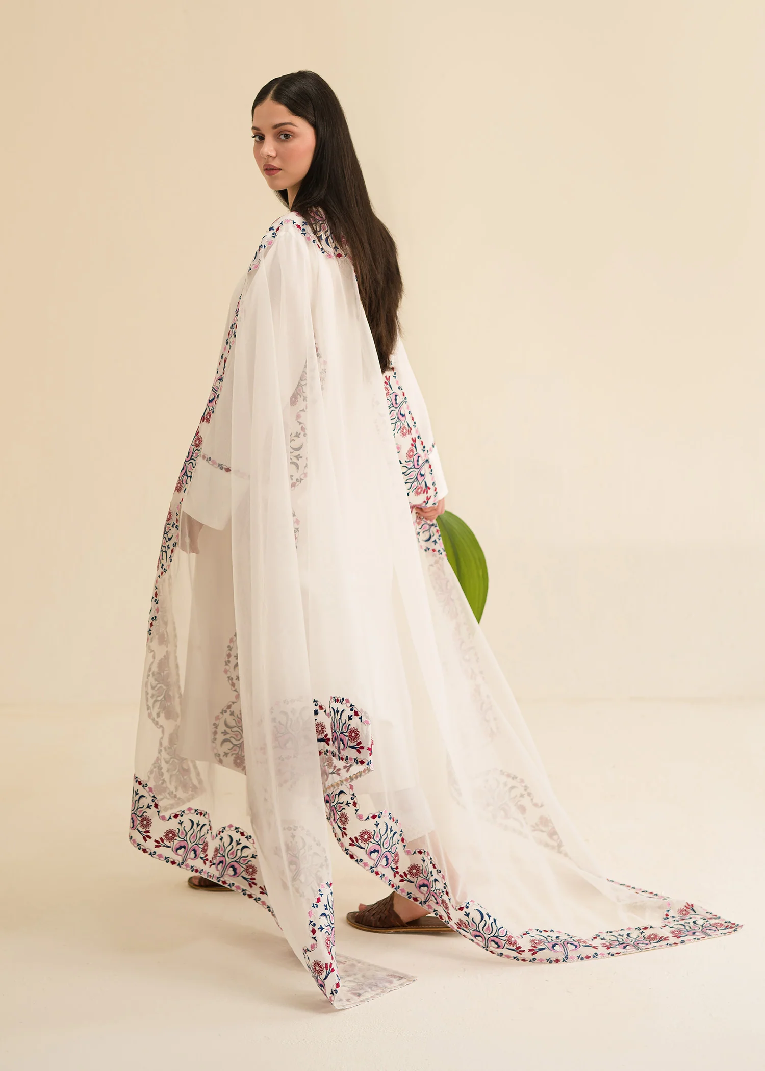 Whisper White - Image 4