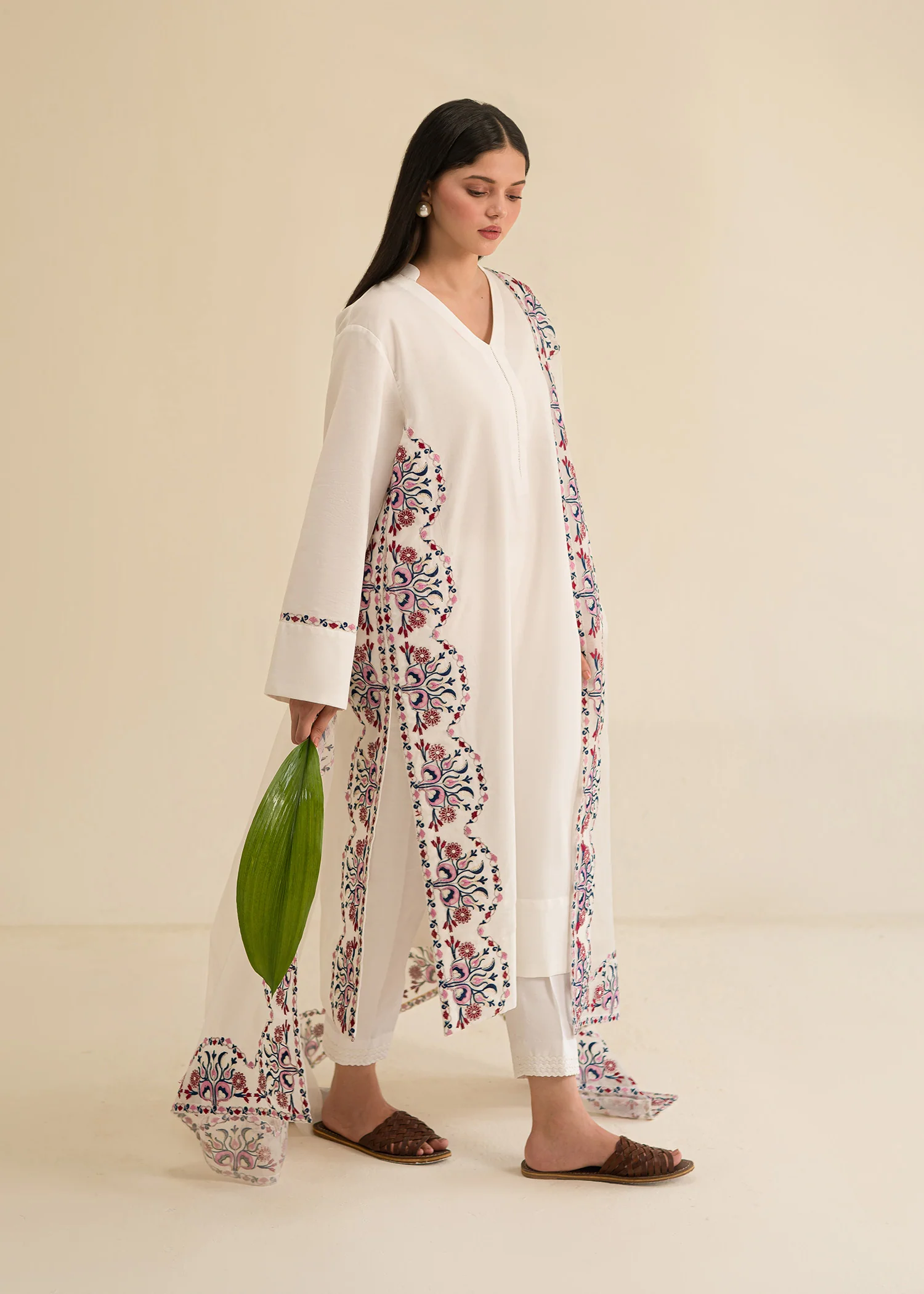 Whisper White - Image 5