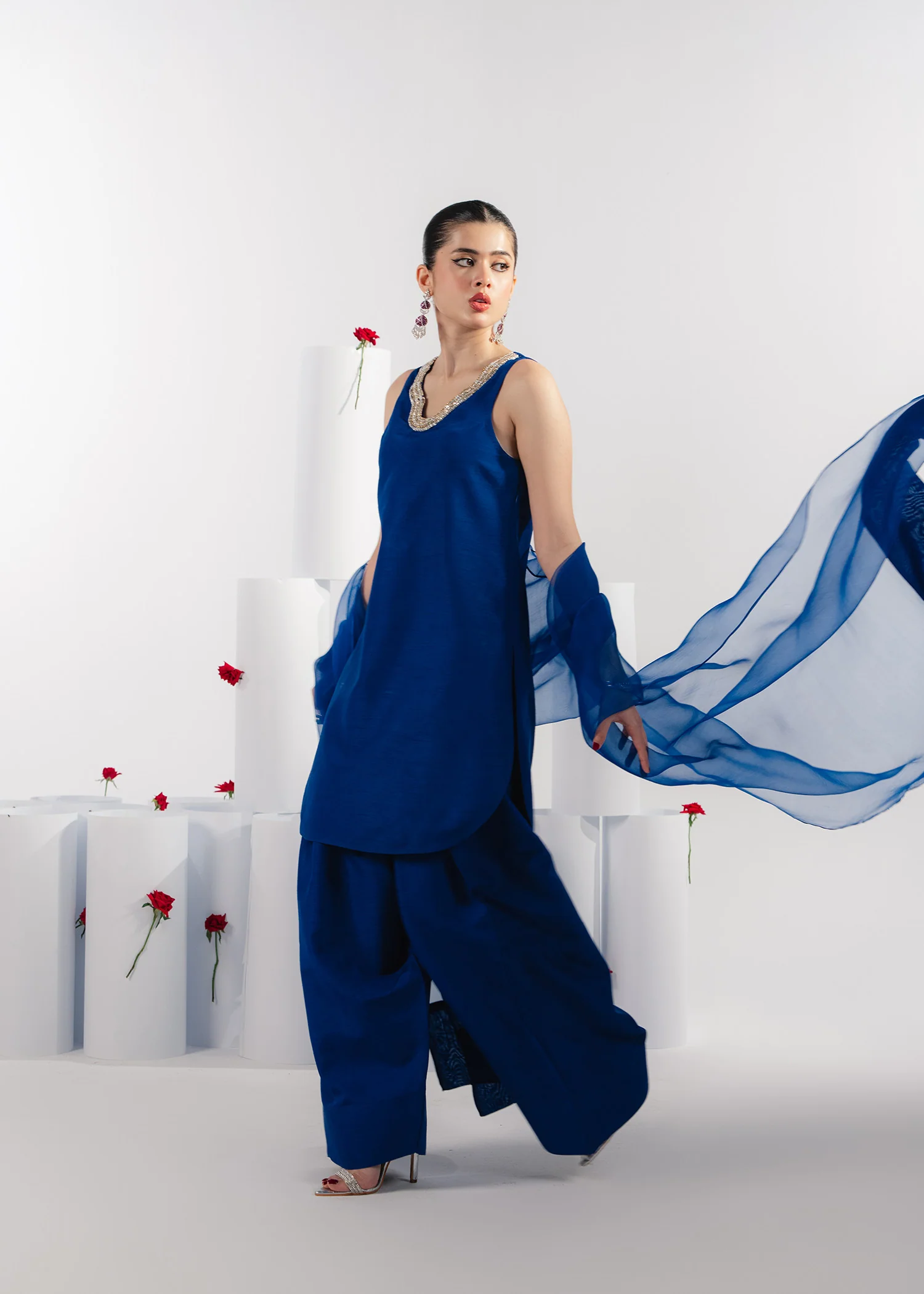 Ultramarine - Image 5