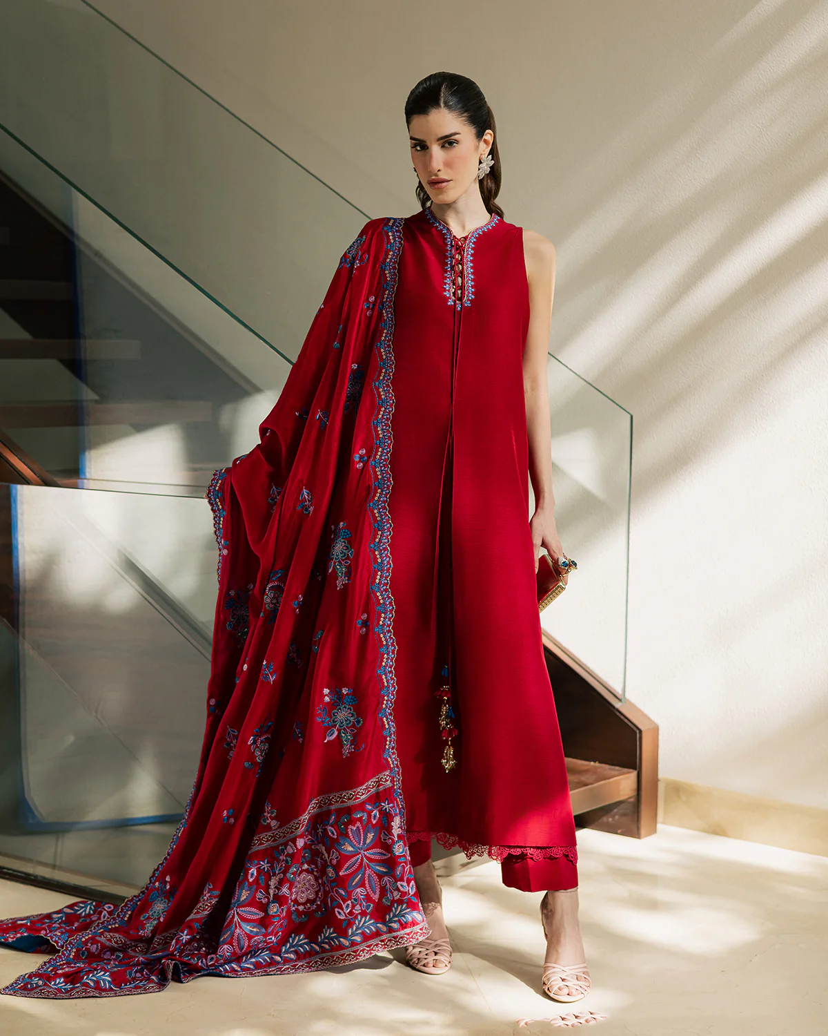 Whip Red - Image 7
