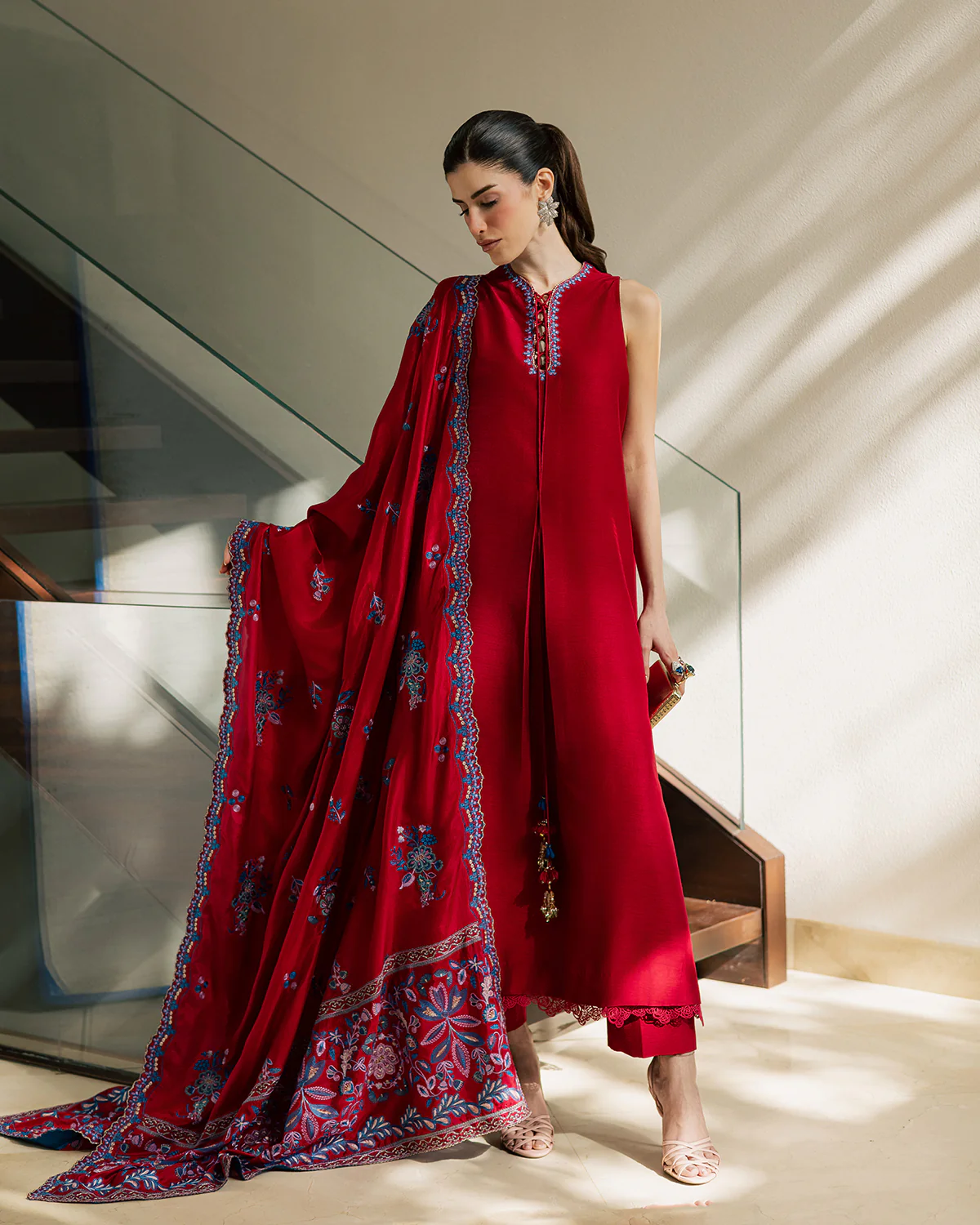 Whip Red - Image 8
