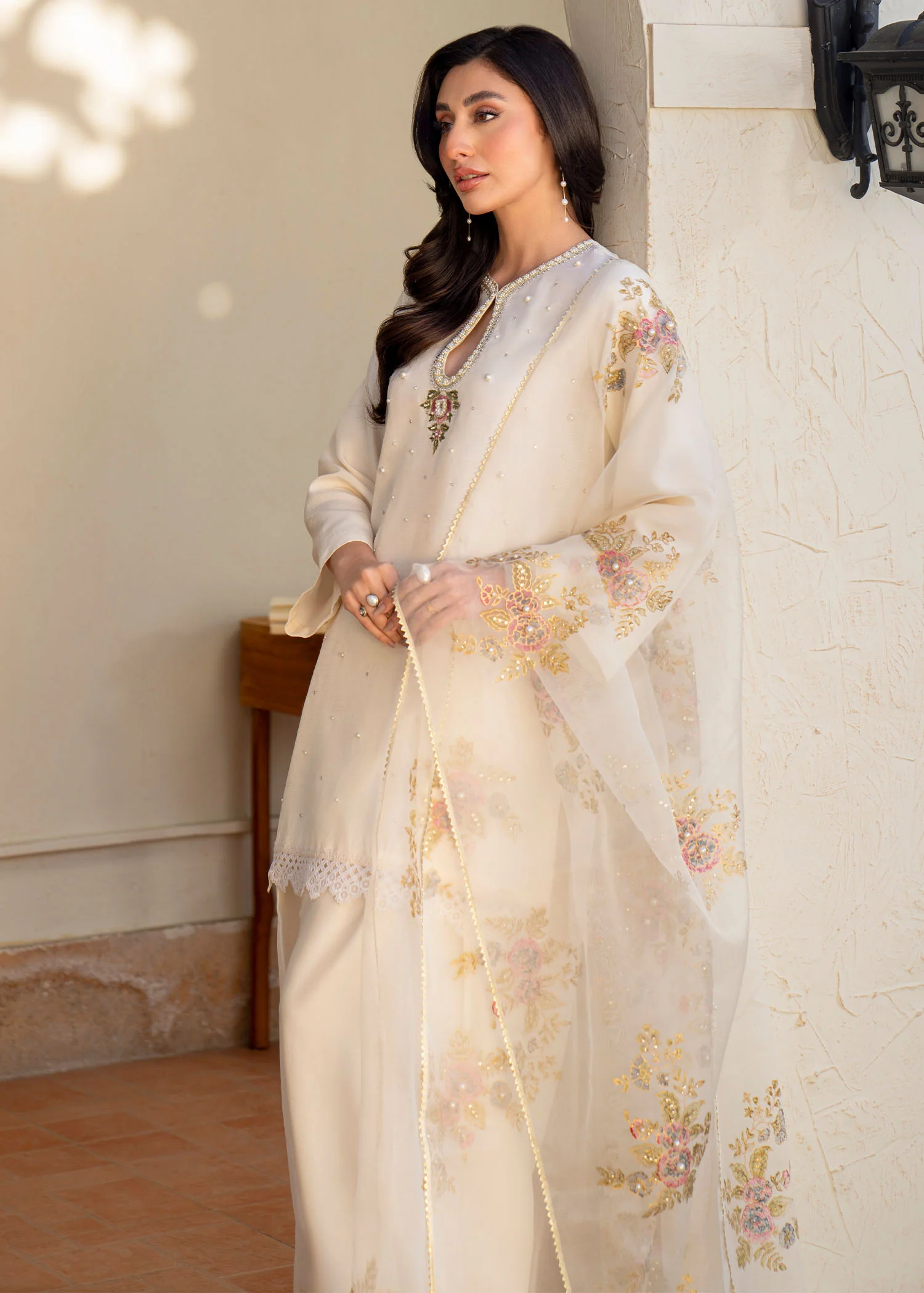 White Jasmine - Image 4