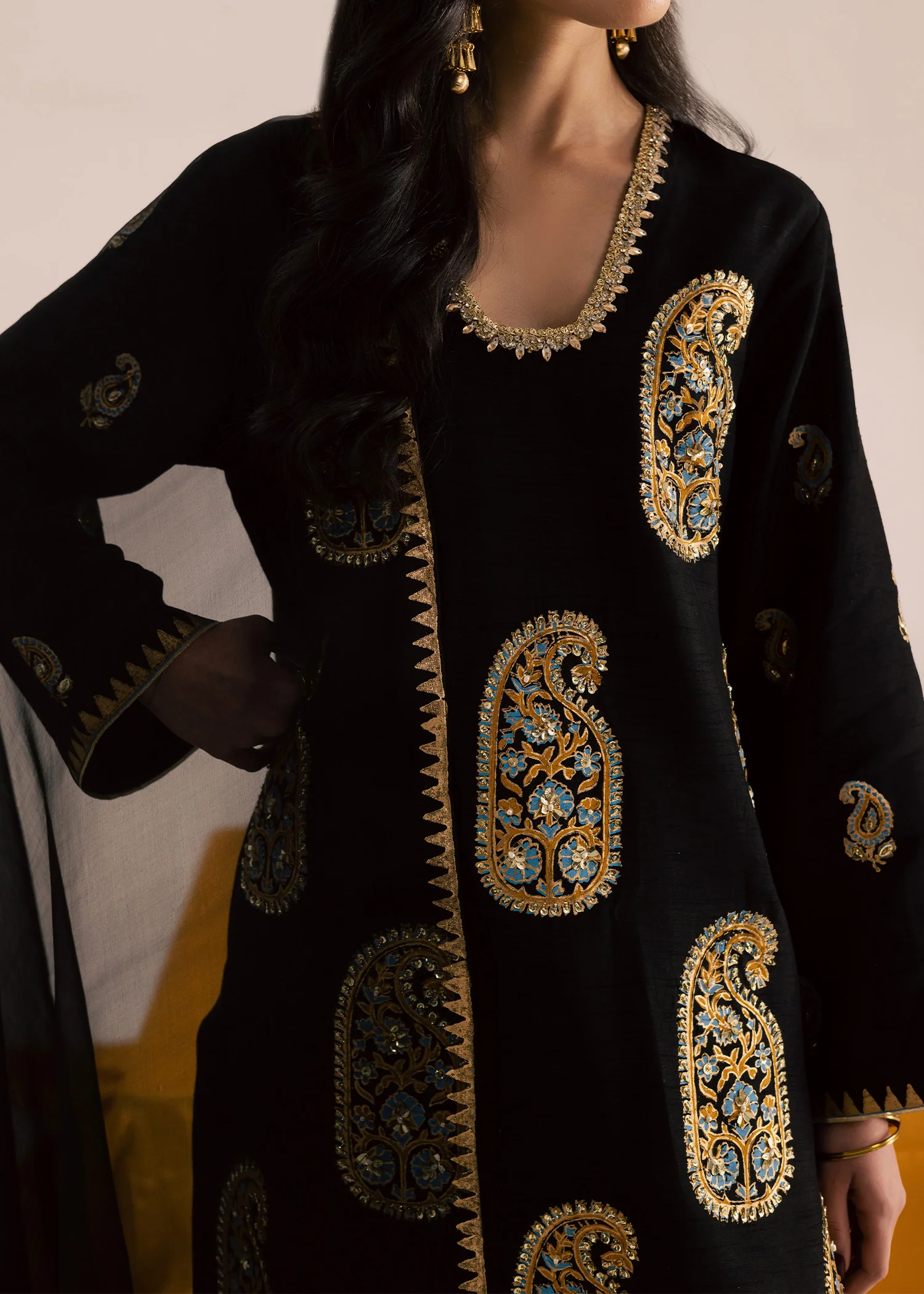 Zarina - Image 7